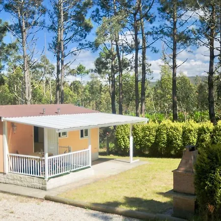بيت للعطل Cliffside Cabin *